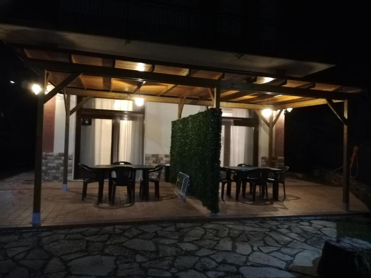 Appartamento Esther Beverino Bagian luar foto
